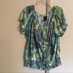 Gently used women’s top